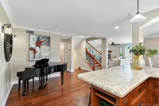 Photo #3: 220027696 Listing