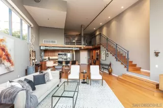 Photo #4: 220027824 Listing 