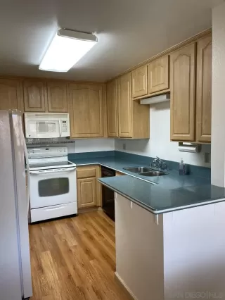 Photo #6: 220027856 Listing