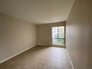 Photo #5: 220027928 Listing 