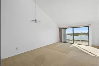 Photo #1: 220028014 Listing 