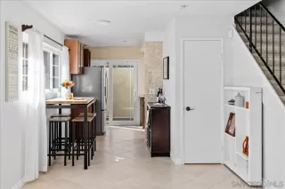 Photo #4: 220028019 Listing