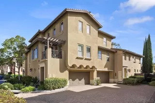 Photo #2: 220028073 Listing