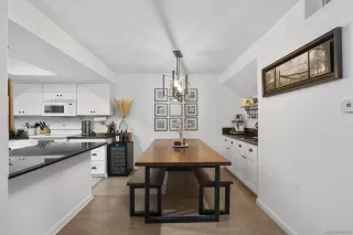 Photo #2: 220028107 Listing 