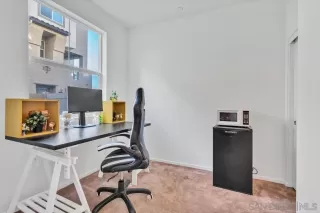 Photo #2: 220028202 Listing