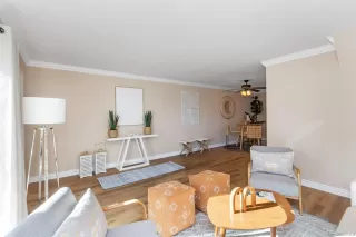 Photo #3: 220028335 Listing