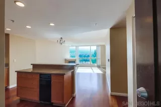 Photo #1: 220028476 Listing 