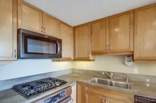 Photo #4: 220028476 Listing 