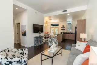 Photo #5: 220028559 Listing