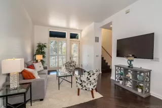 Photo #6: 220028559 Listing