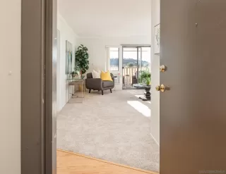 Photo #5: 220028571 Listing