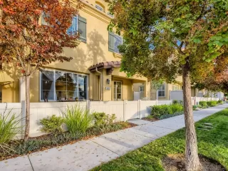 Photo #2: 220028605 Listing 