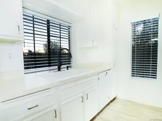 Photo #6: 220028710 Listing