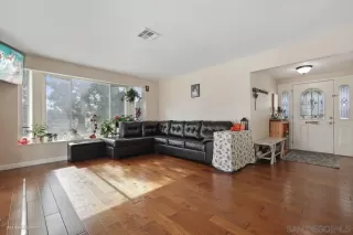 Photo #4: 220028758 Listing