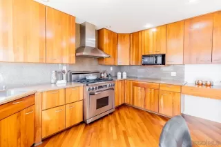 Photo #5: 220028789 Listing