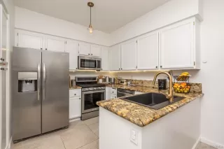 Photo #3: 220028925 Listing 