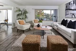 Photo #2: 220028945 Listing 