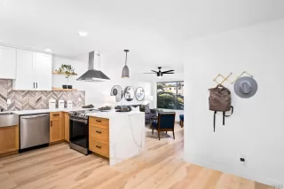 Photo #2: 220028991 Listing 