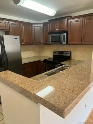 Photo #1: 220029210 Listing