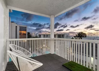 Photo #1: 220029355 Listing 