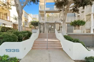 Photo #4: 220029355 Listing 