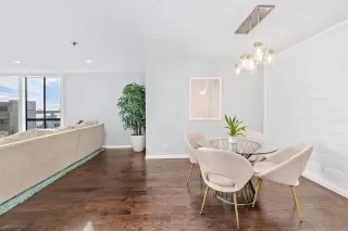 Photo #5: 220029355 Listing 