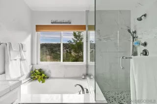 Photo #5: 220029367 Listing