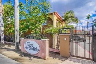 Photo #1: 220029418 Listing 