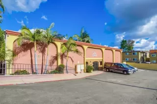 Photo #3: 220029418 Listing 