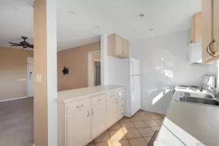 Photo #2: 220029508 Listing 