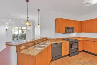 Photo #4: 220029516 Listing