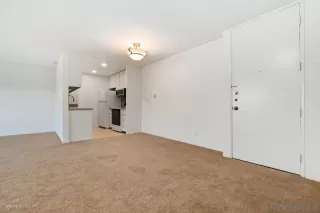 Photo #2: 220029557 Listing