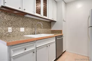 Photo #4: 220029557 Listing