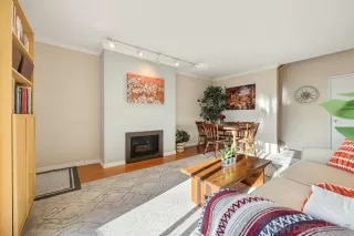 Photo #1: 220029562 Listing