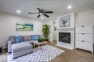 Photo #4: 220029569 Listing 