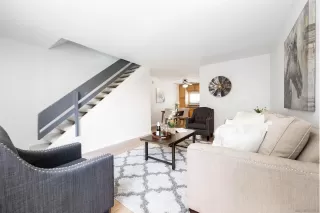 Photo #2: 220029570 Listing 