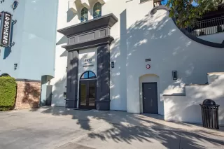 Photo #4: 220029599 Listing 