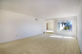 Photo #4: 220029653 Listing 