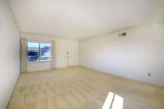 Photo #5: 220029653 Listing 