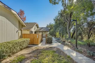 Photo #1: 220029721 Listing