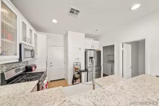 Photo #4: 220029734 Listing