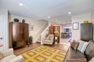 Photo #3: 220029757 Listing