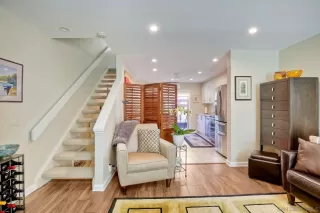 Photo #6: 220029757 Listing