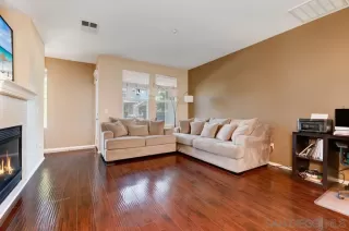 Photo #2: 220029759 Listing