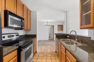 Photo #6: 220029760 Listing 