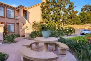 Photo #6: 220029763 Listing