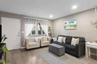 Photo #2: 220029765 Listing