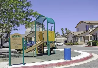 Photo #1: 220029786 Listing