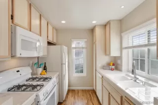 Photo #4: 220029855 Listing