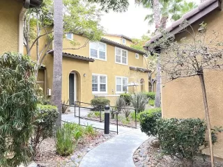 Photo #3: 220029864 Listing 